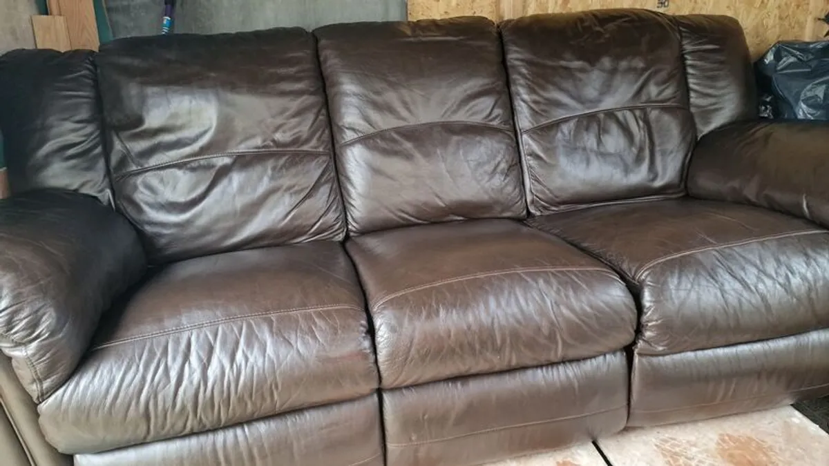 leather - Image 3