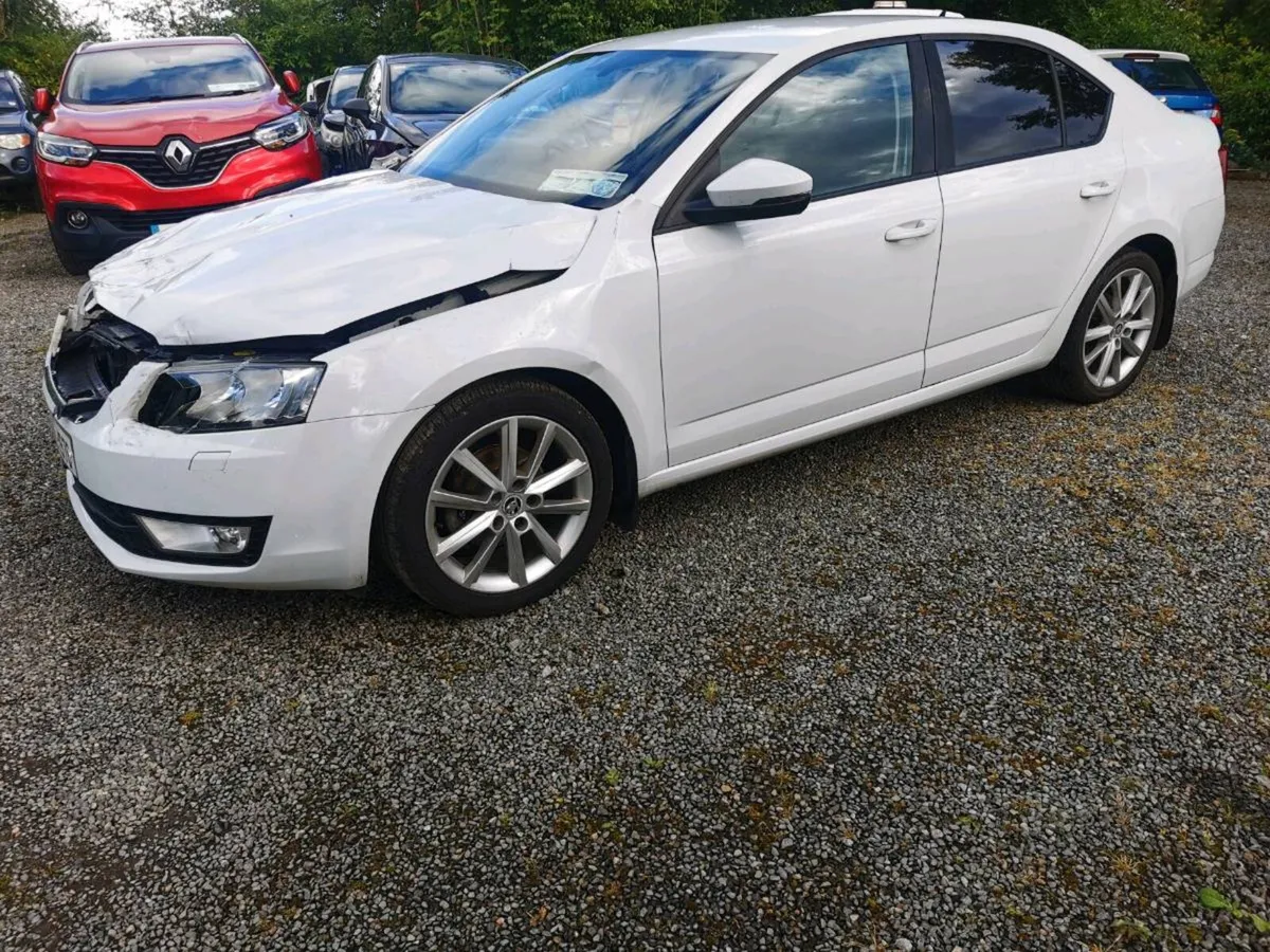 142 Skoda Octavia - Image 4