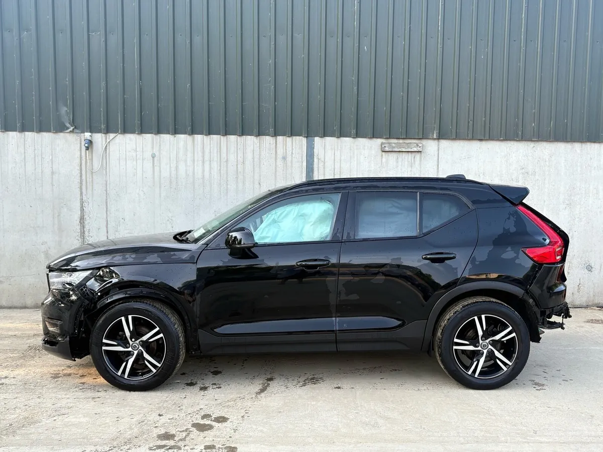 2020 Volvo XC40 parts - Image 2