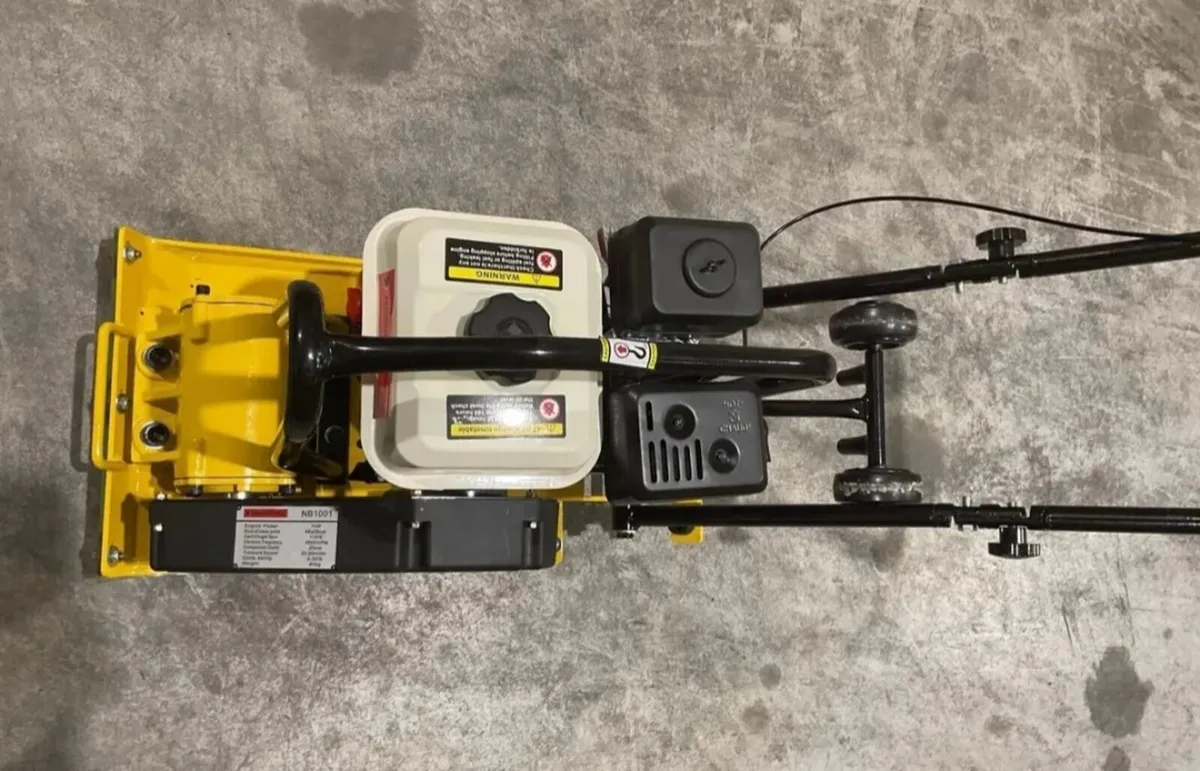 Wacker plate 7hp - Image 4