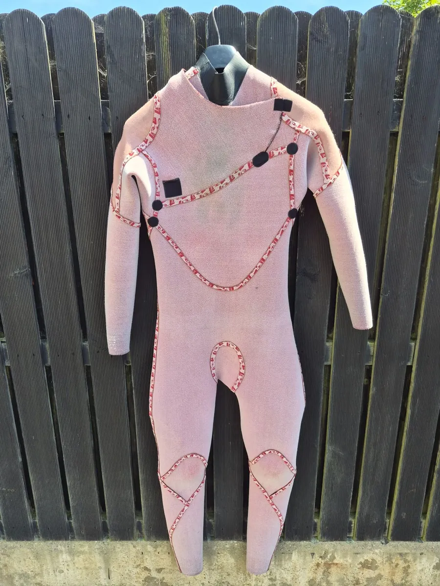 Ripcurl wetsuit - Image 2