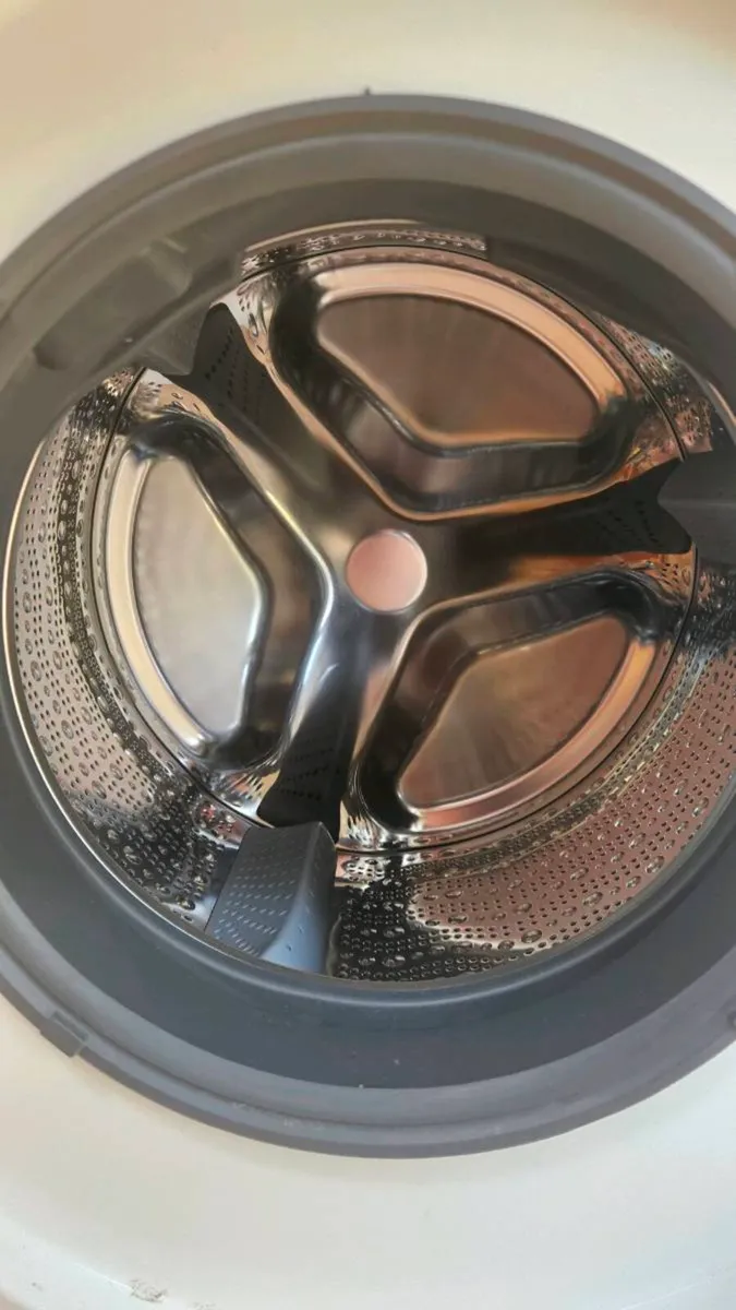 Bosch Series 4 Washing Machine 9kg / 1400 RPM - Image 4