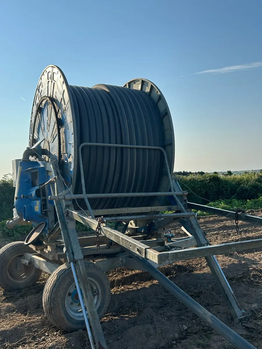 Two Irrigation reels and pump - Image 3