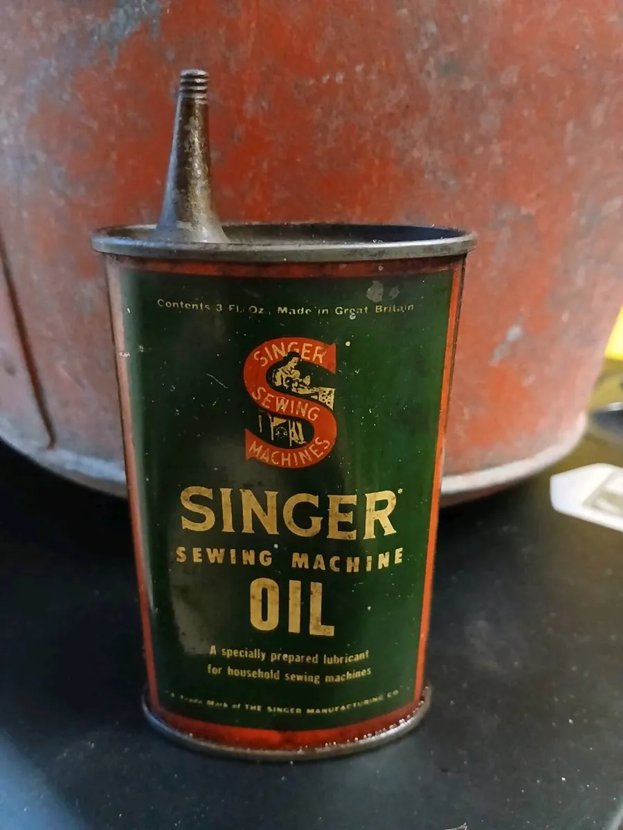 Oil can