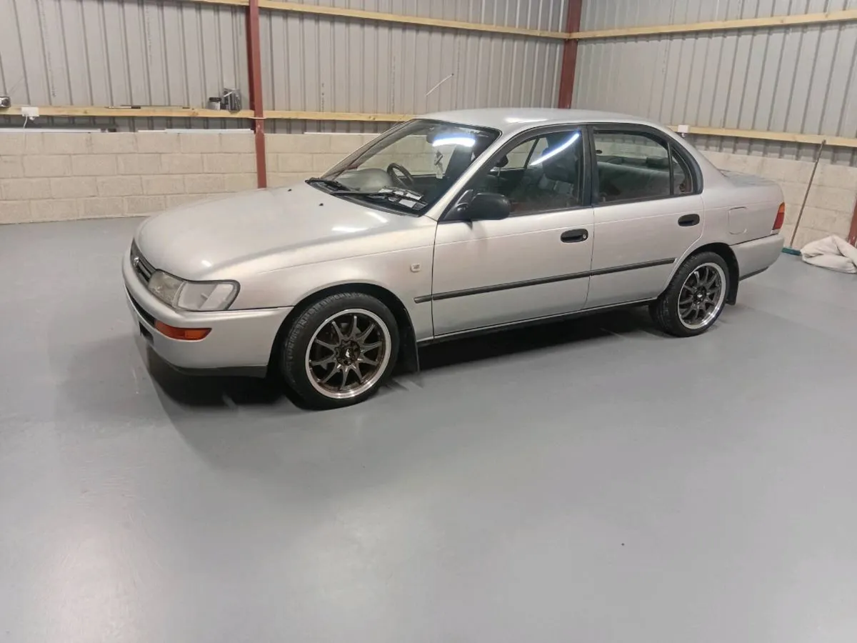 Toyota Corolla & Starlet - Image 3