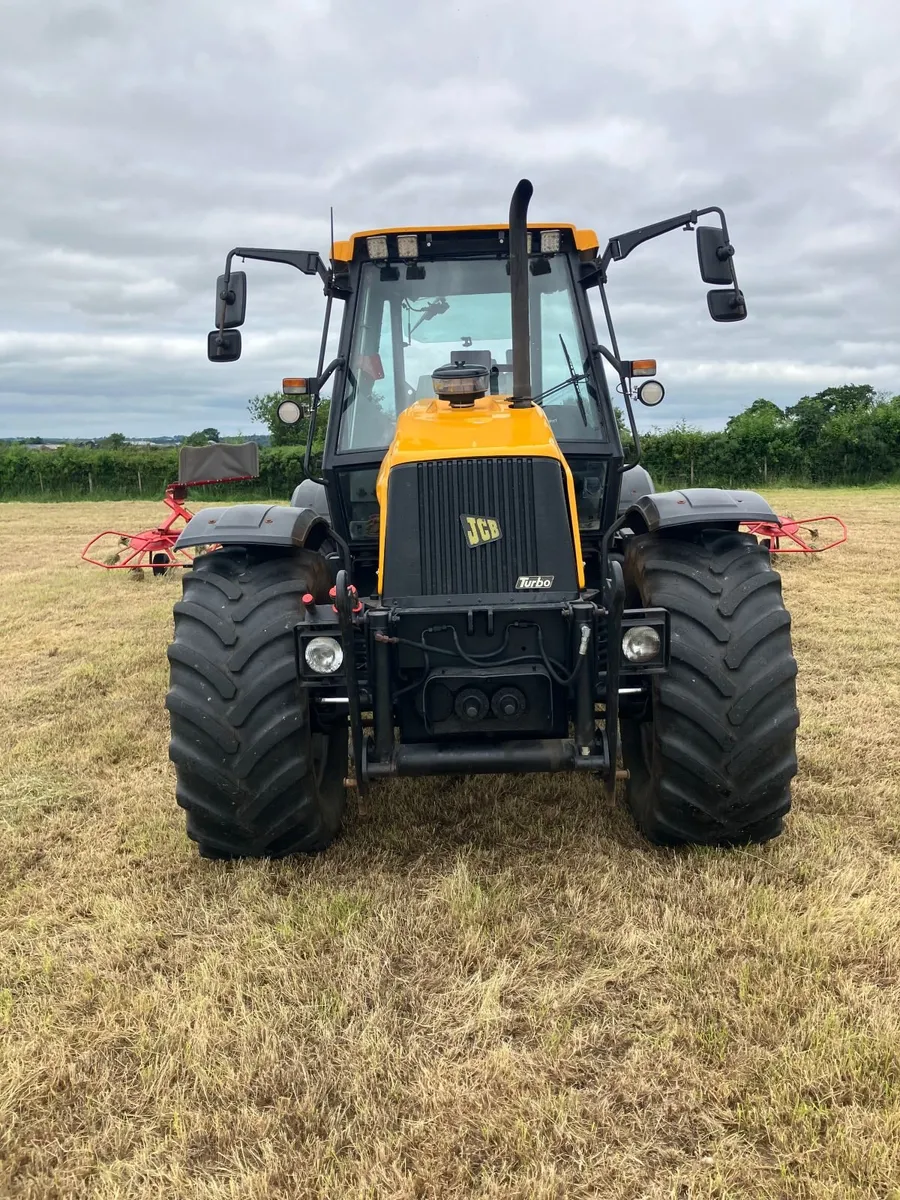 JCB Fastrac 2135 - Image 4