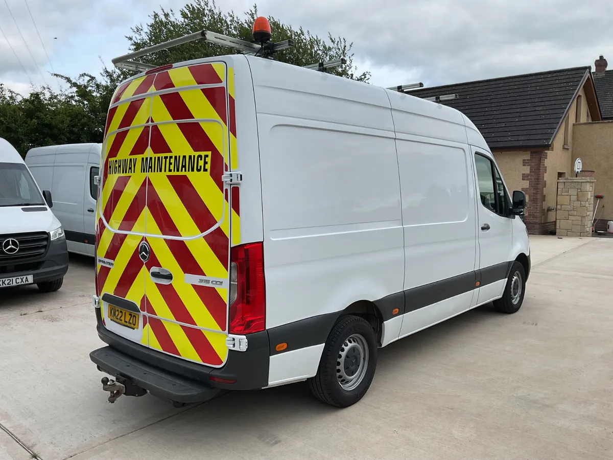 2022 Mercedes Sprinter Mwb - Image 4