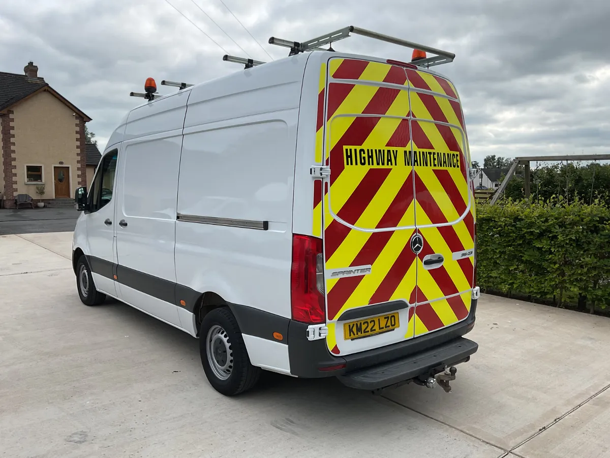2022 Mercedes Sprinter Mwb - Image 3