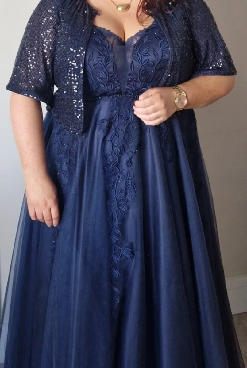 Ball gown - Image 3