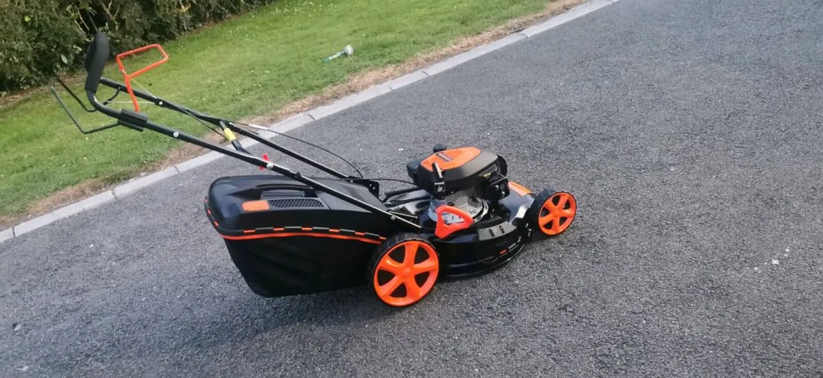 Lawnmower - Image 4