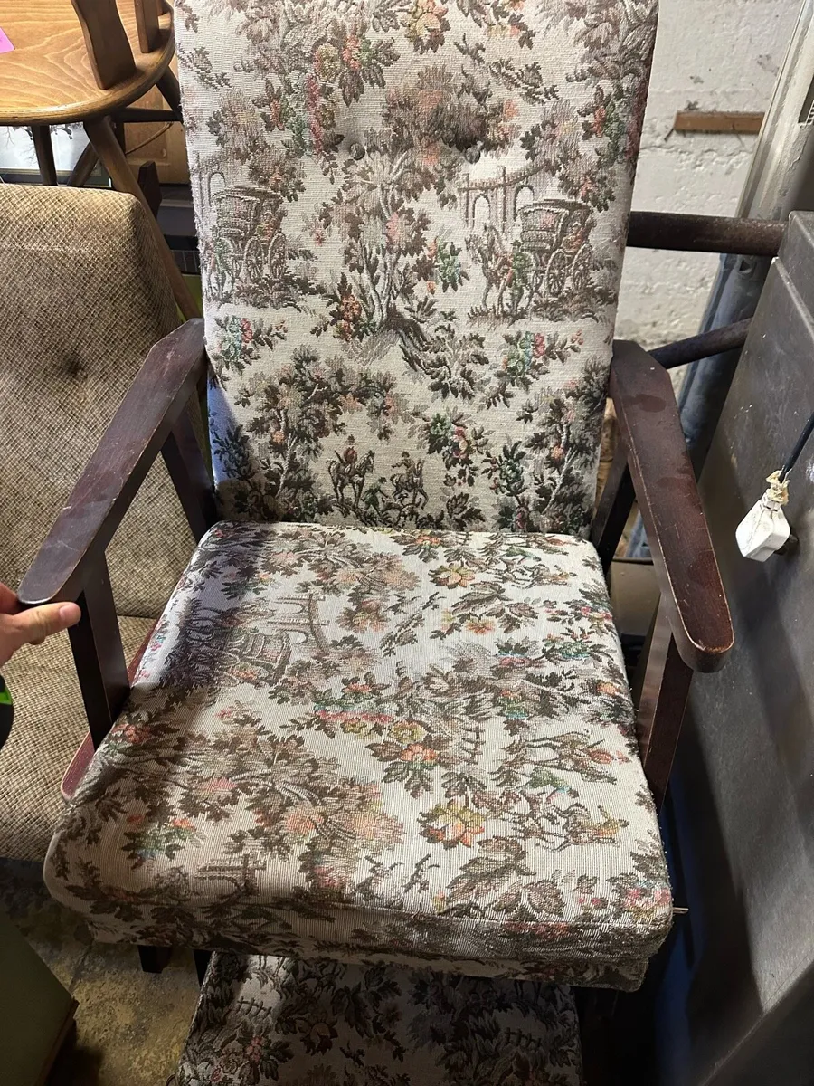 2 person couch and 2 arm chairs - Image 4