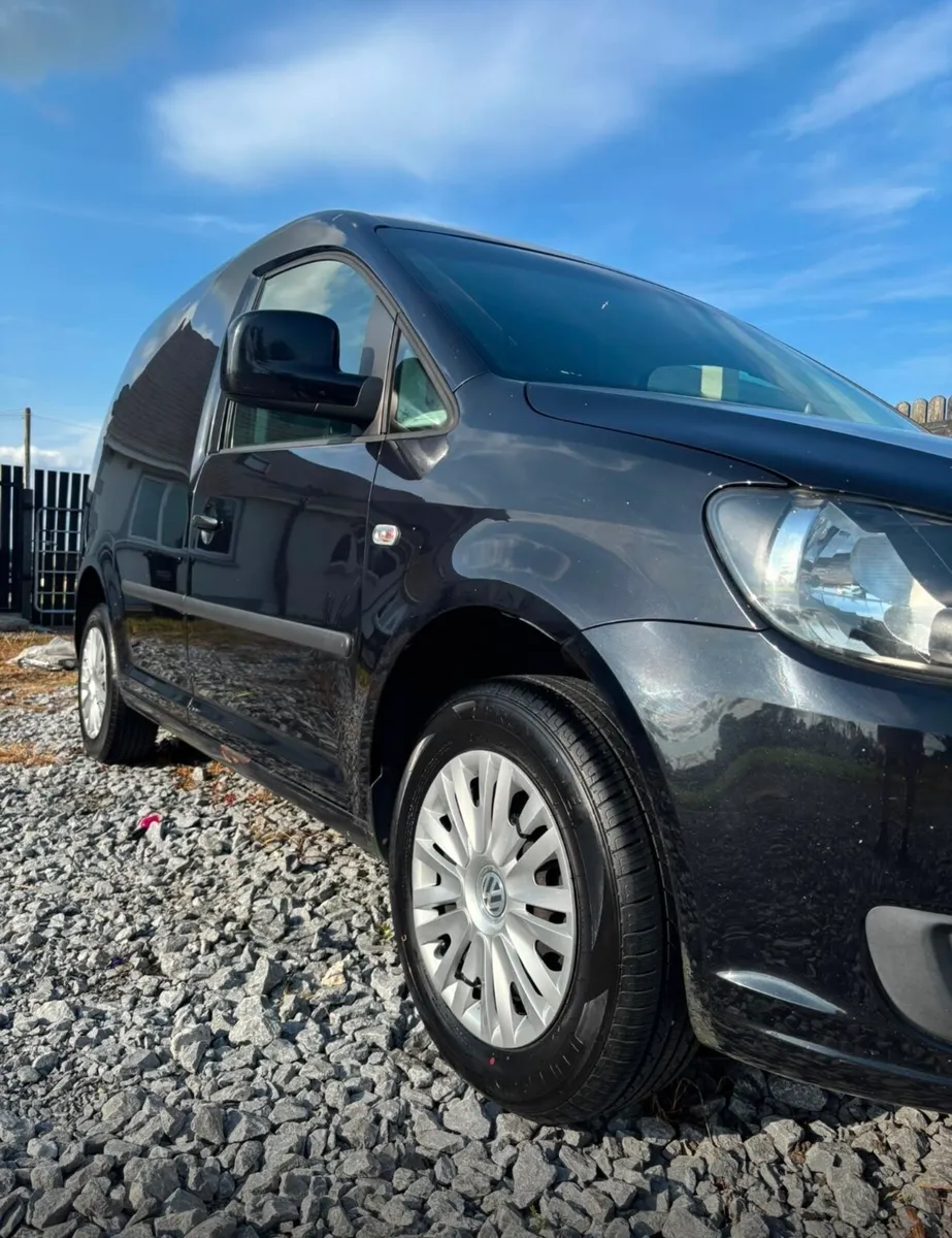 volkswagen caddy - Image 2