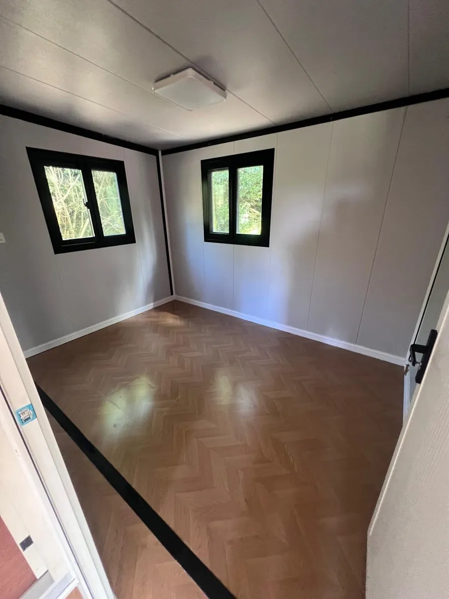 2 bed for rent - Image 4