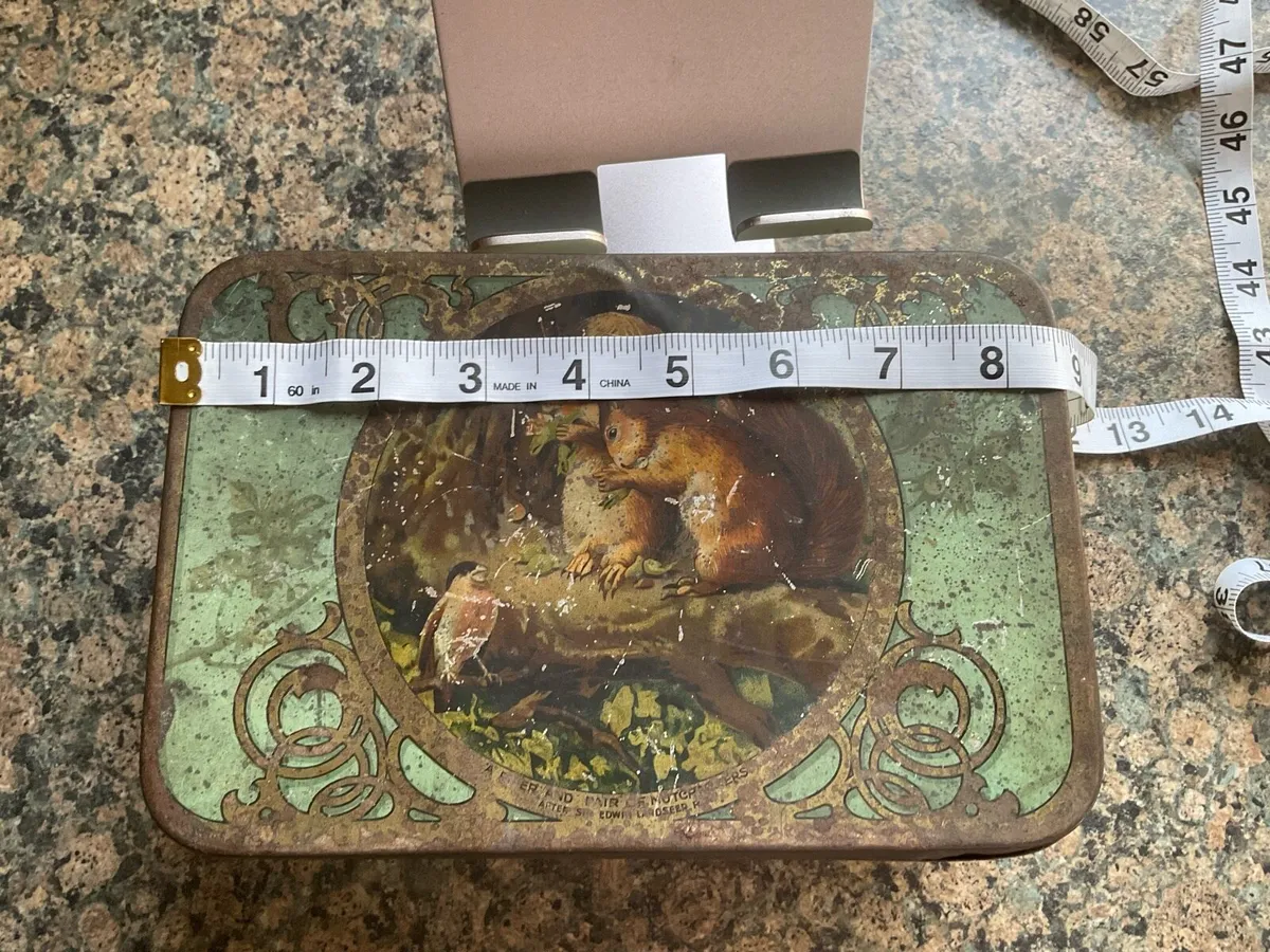 Antique tin. - Image 3