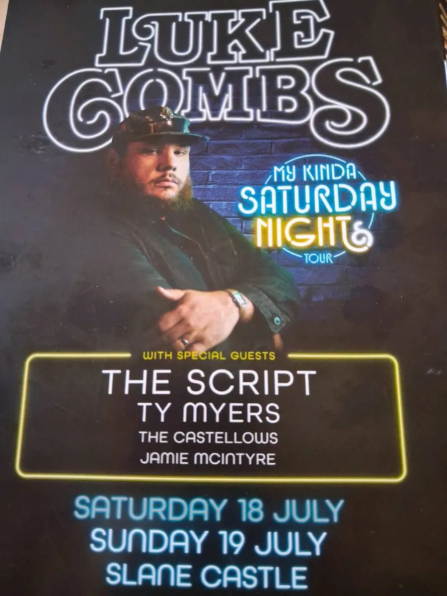 2 concert tickets for LUKE COMBS and accommodation