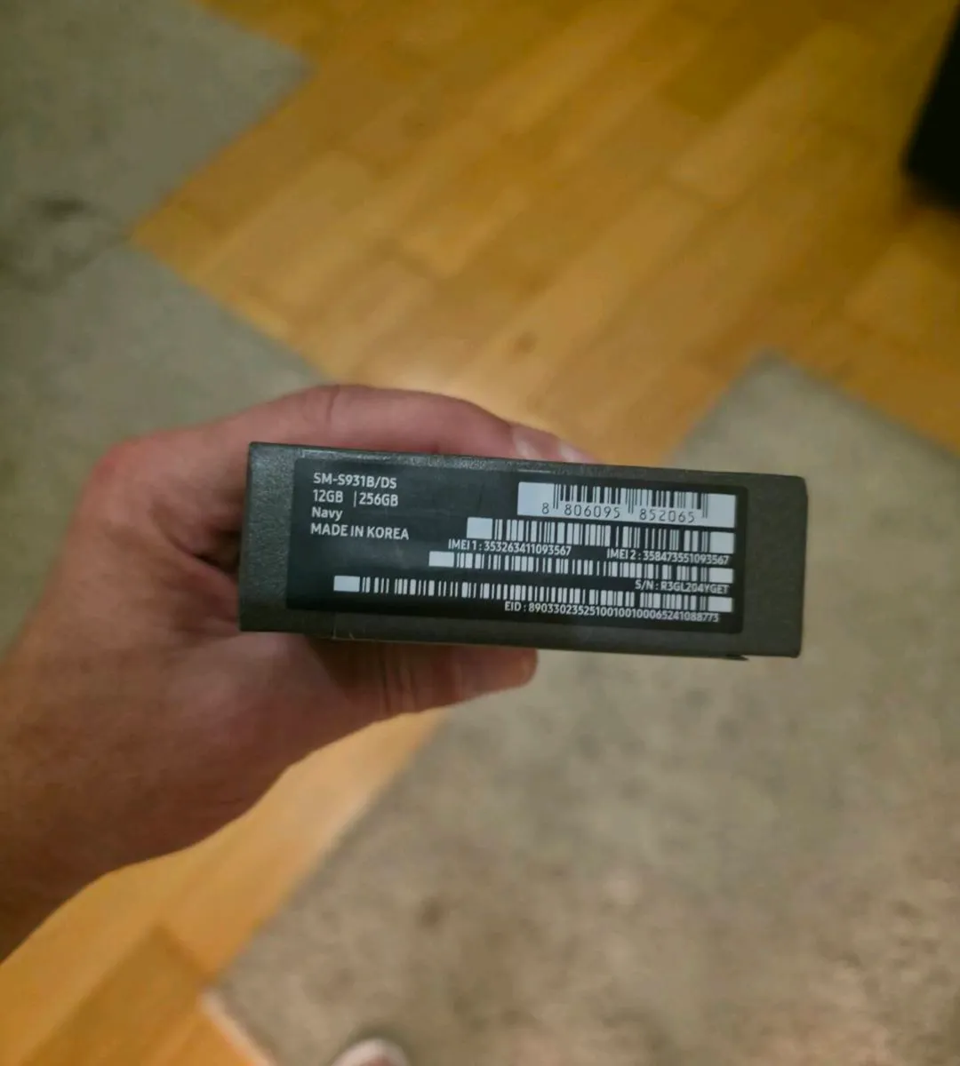 Samsung Galaxy S25 5G 256GB - Image 3