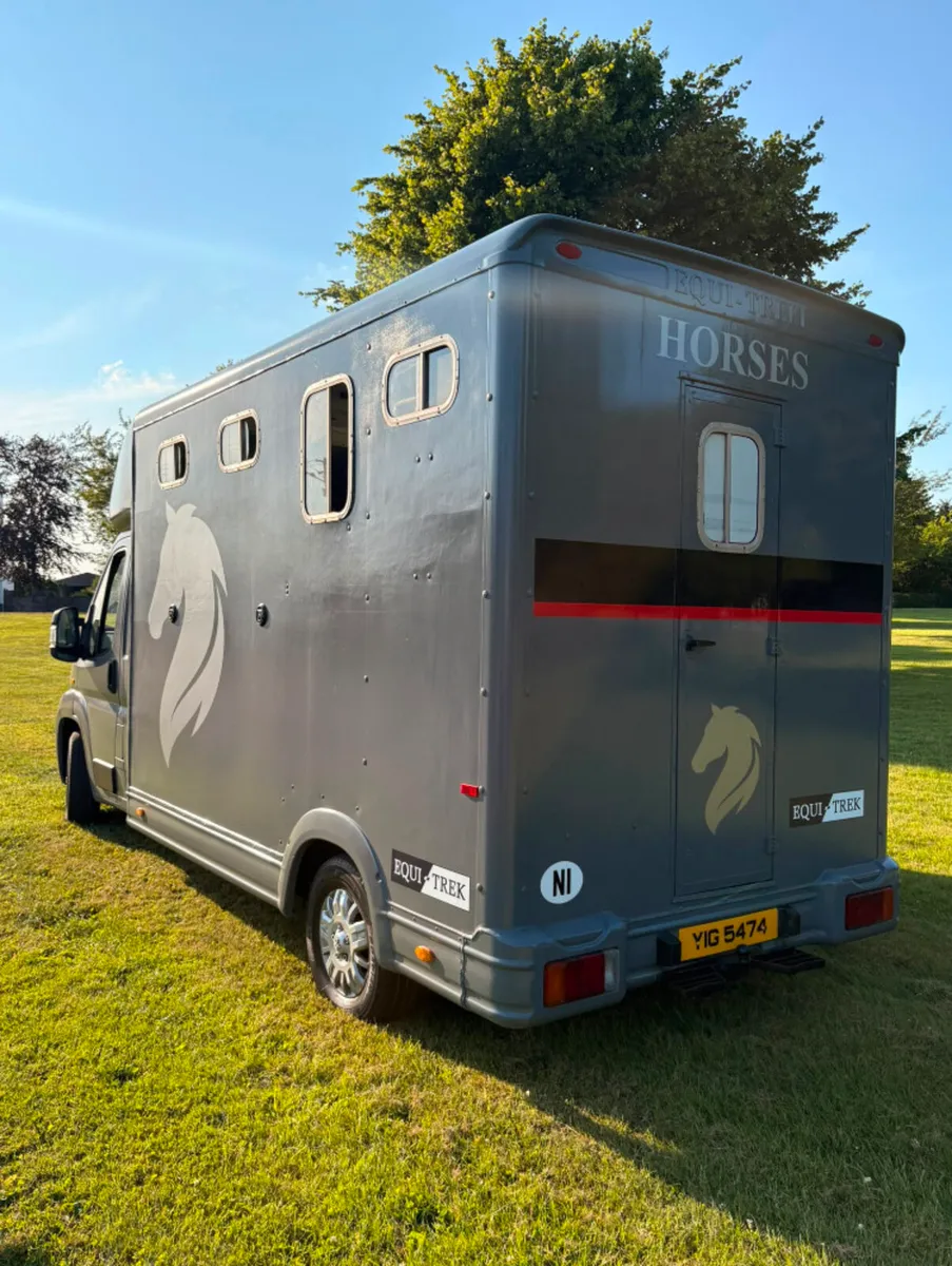 Horse lorry - Image 4