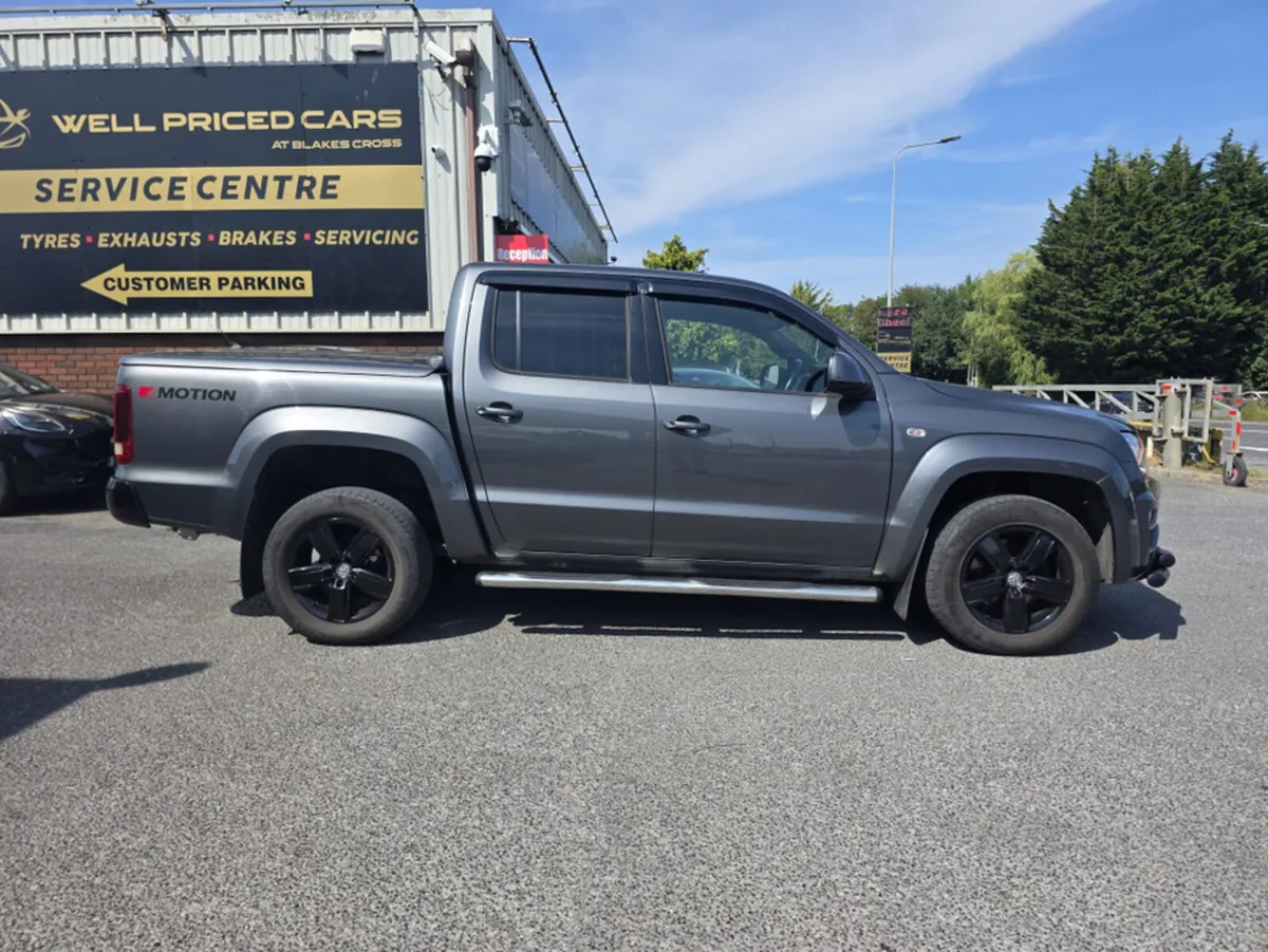 Volkswagen Amarok 3.0 TDI AVENTURA 258PS - Image 3