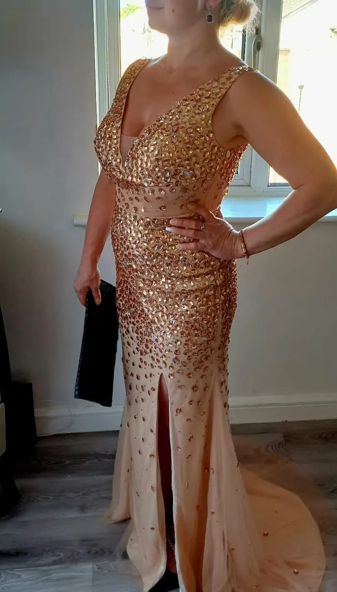 Guest Wedding  dresses 👗 😍 - Image 3