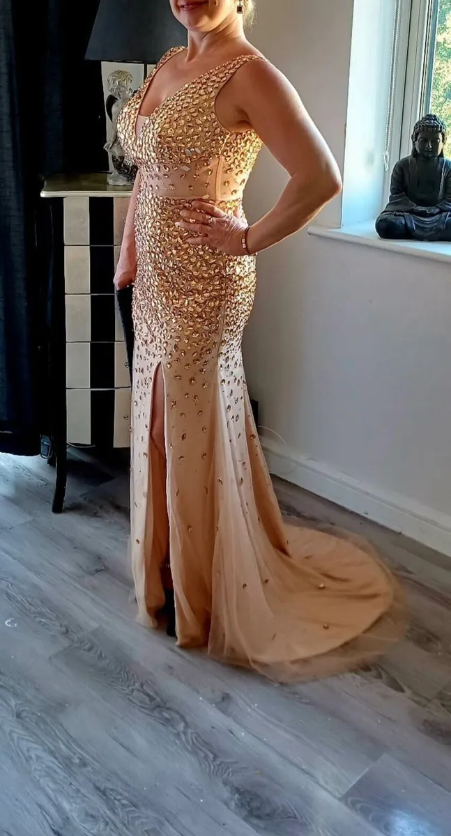 Guest Wedding  dresses 👗 😍 - Image 2