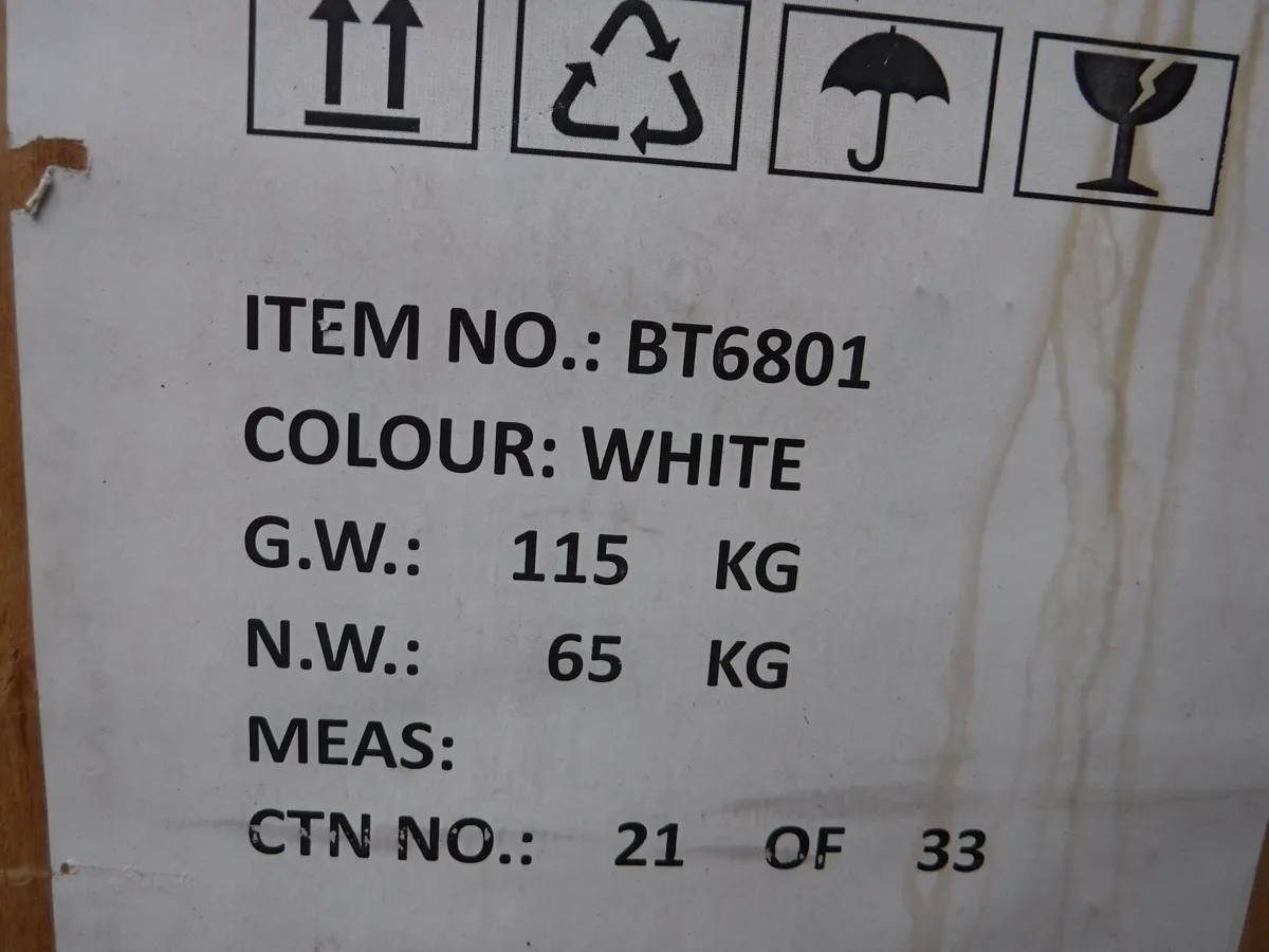 walk into bath tub for disabled - Image 2