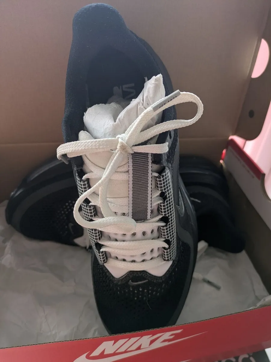 Nike P-000 New in box - Image 2