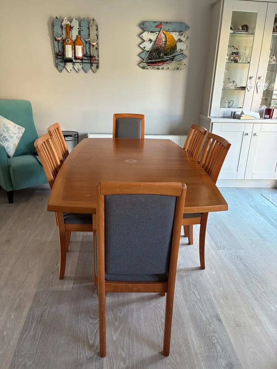 Skovby Table and chairs for sale ( Danish) - Image 1