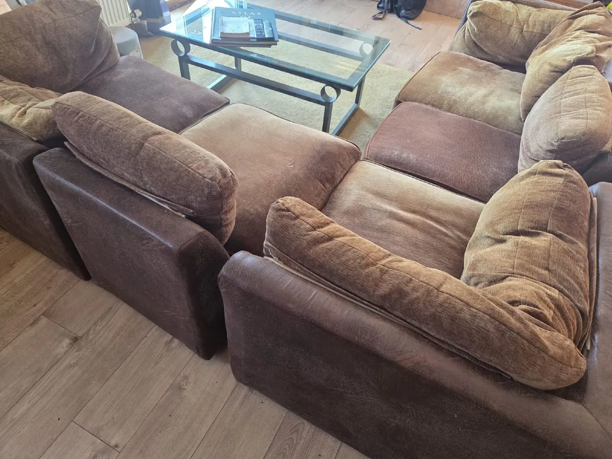 Free - Large Modular Sofa (5 Easy-to-Move Sets) - Image 2