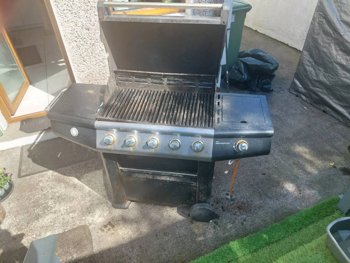 BBQ - Image 1