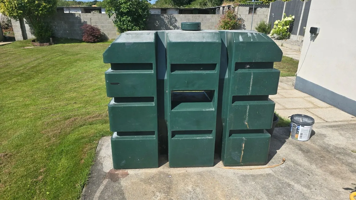 heating oil tank - Image 1