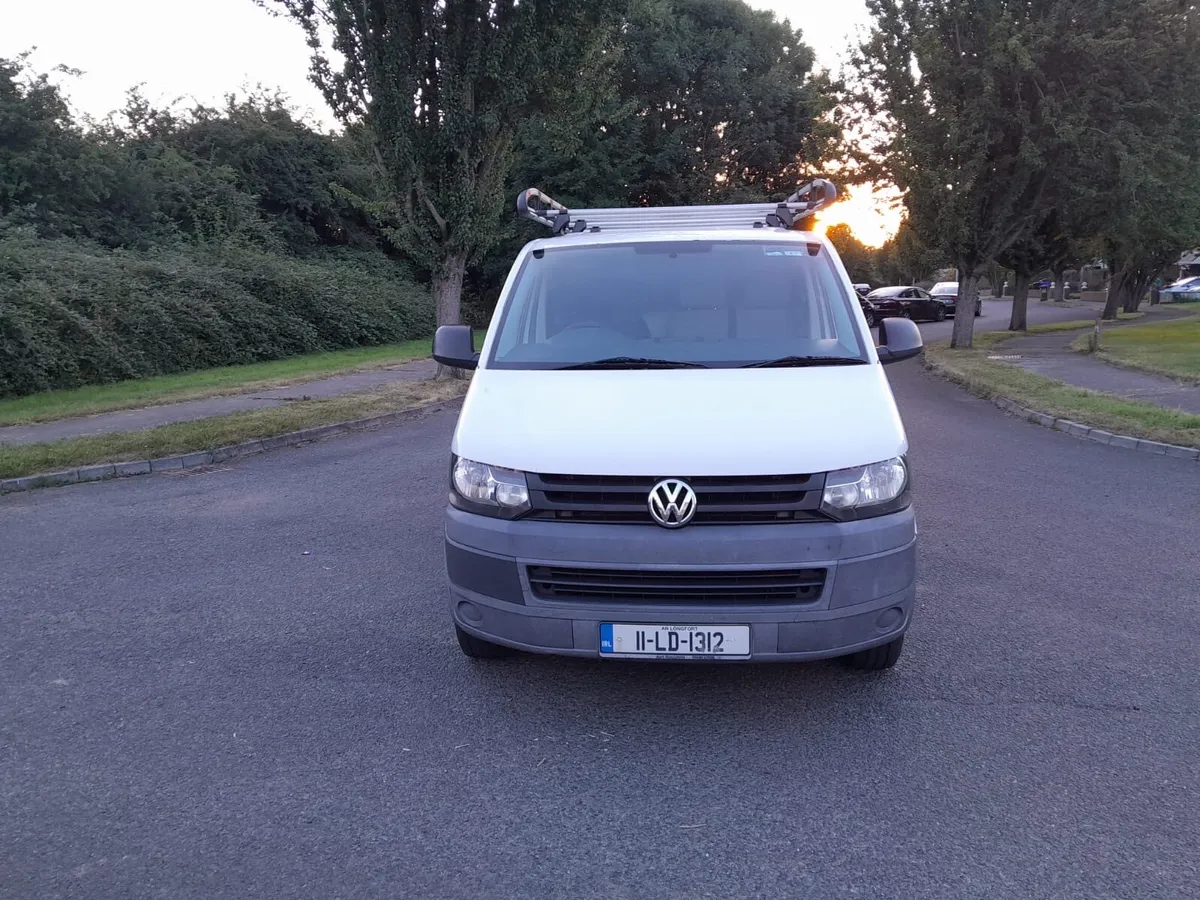 2011 VW TRANSPORTER DOE 2/27 - Image 2