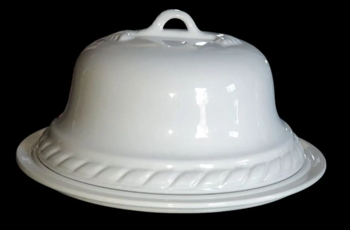 Vintage Harrods Large White Ironstone Cheese Dome - Image 2
