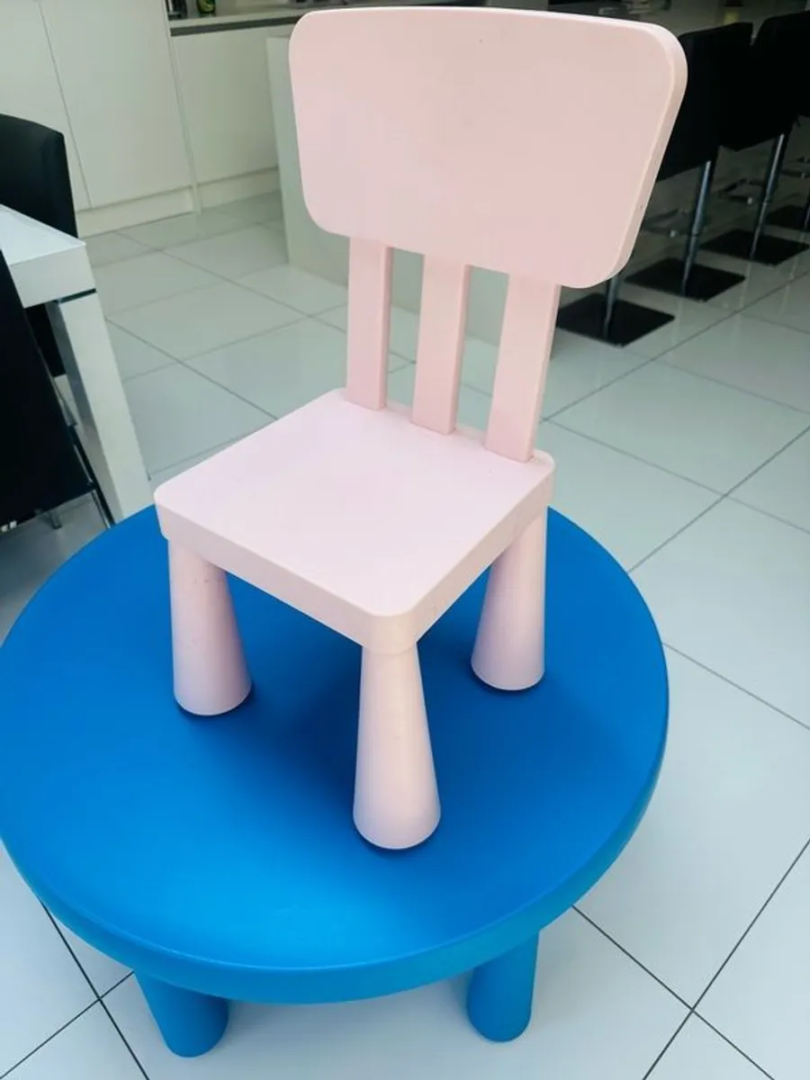 kids sturdy play table and chair - Image 2