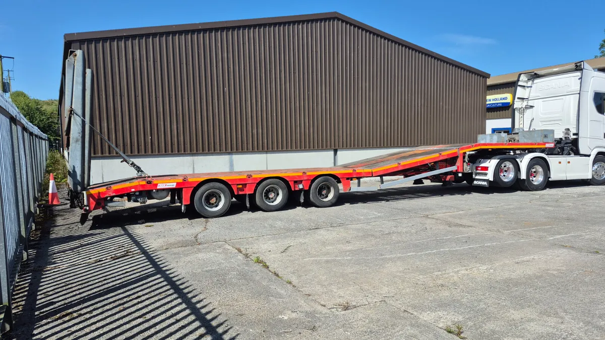 Max low loader - Image 1