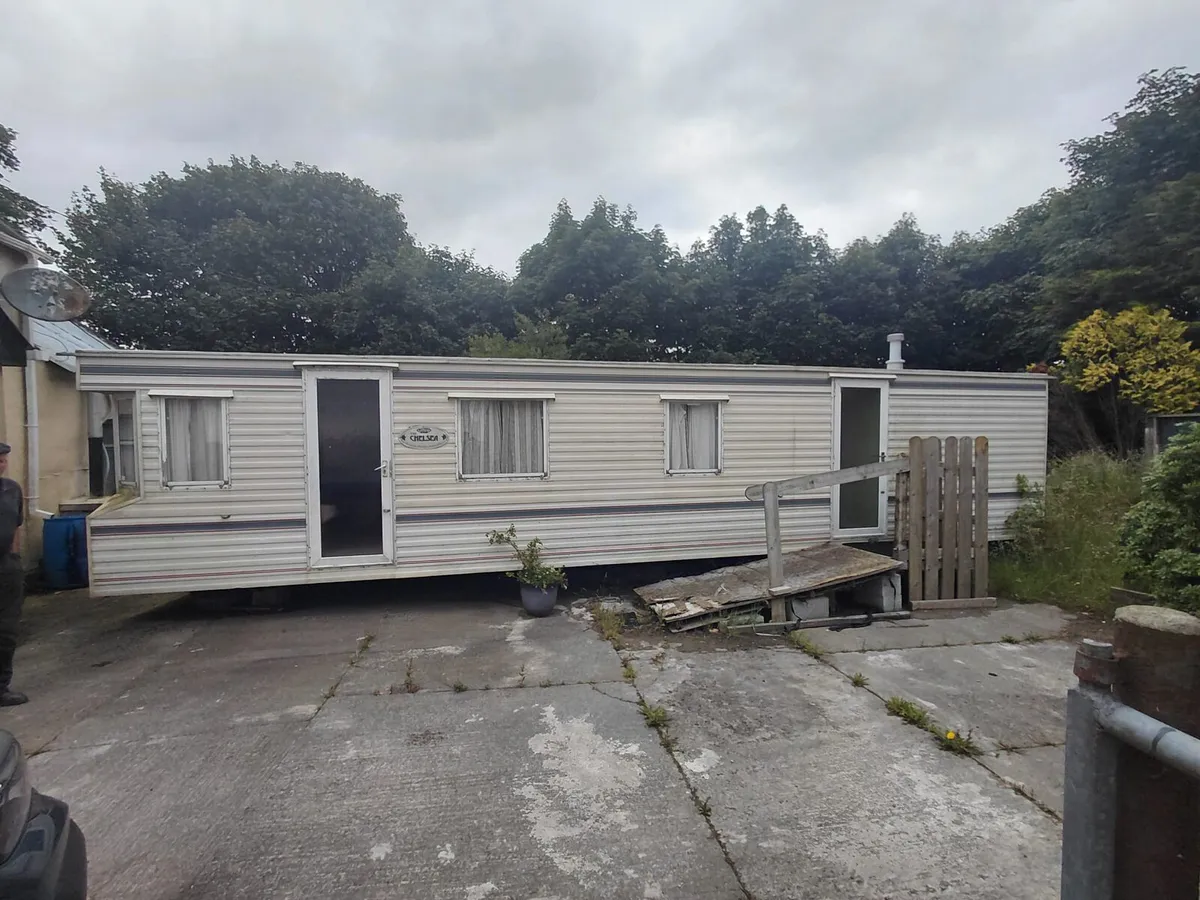 Mobile home - Image 1