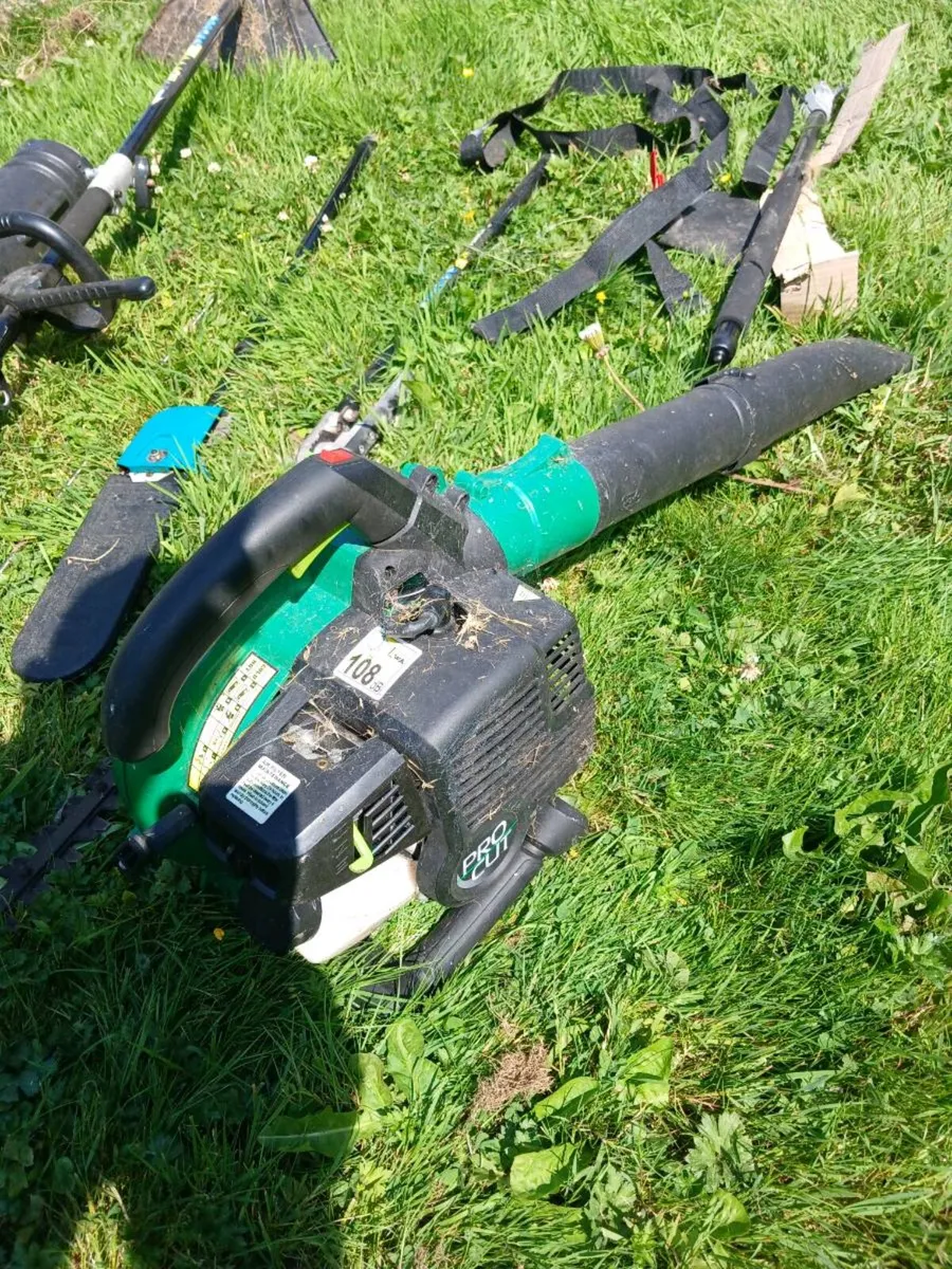 Garden multi tool - Image 1