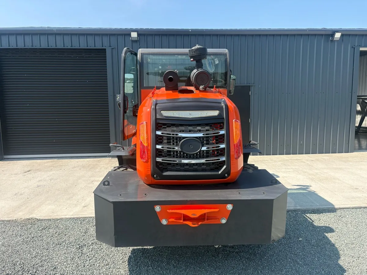 Terramax 3.5T All terrain articulated 4WD forklift - Image 4
