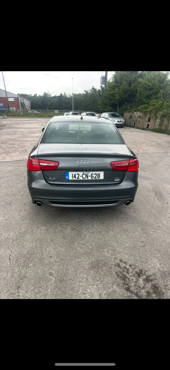 Damaged repairable Audi cars - Image 2