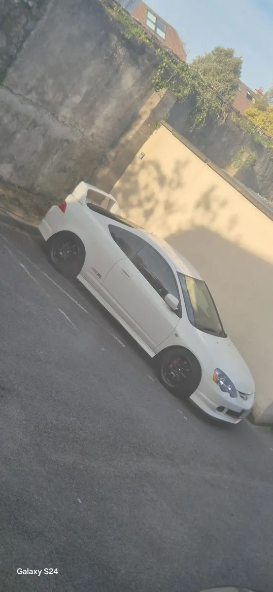 Honda Integra dc5 - Image 2