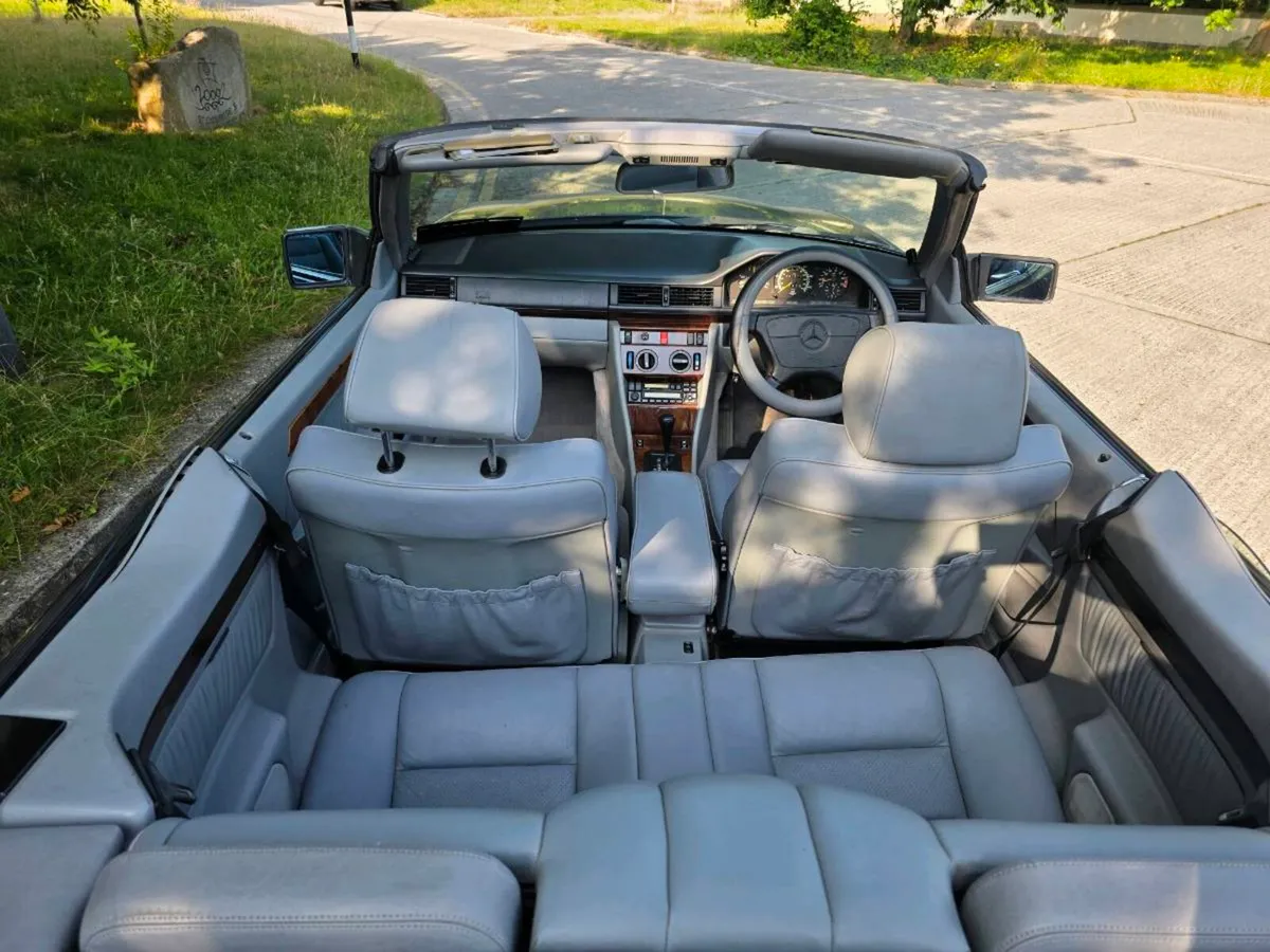 Mercedes w124 convertible, taxed and new nct! - Image 4