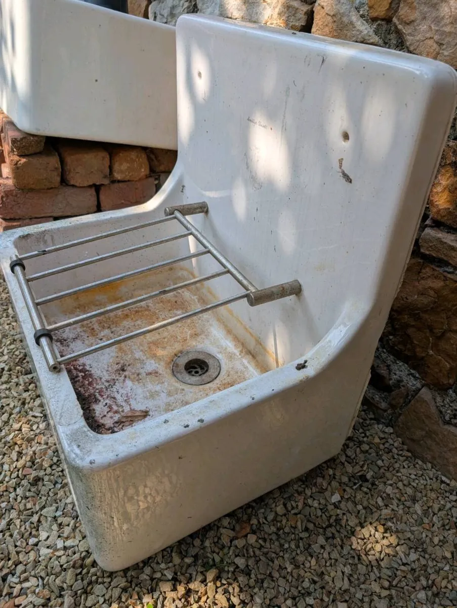 Belfast Sink - Image 1