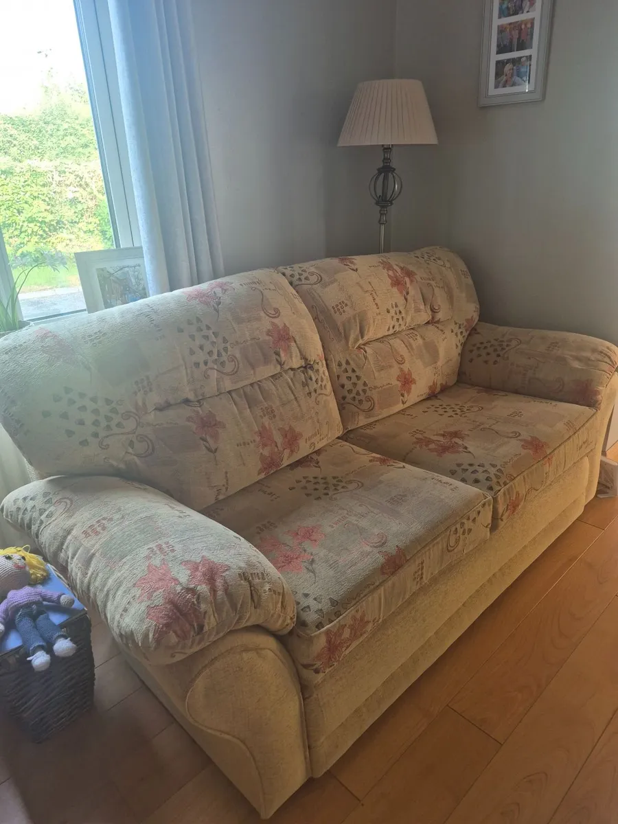 3 piece suite - Image 1