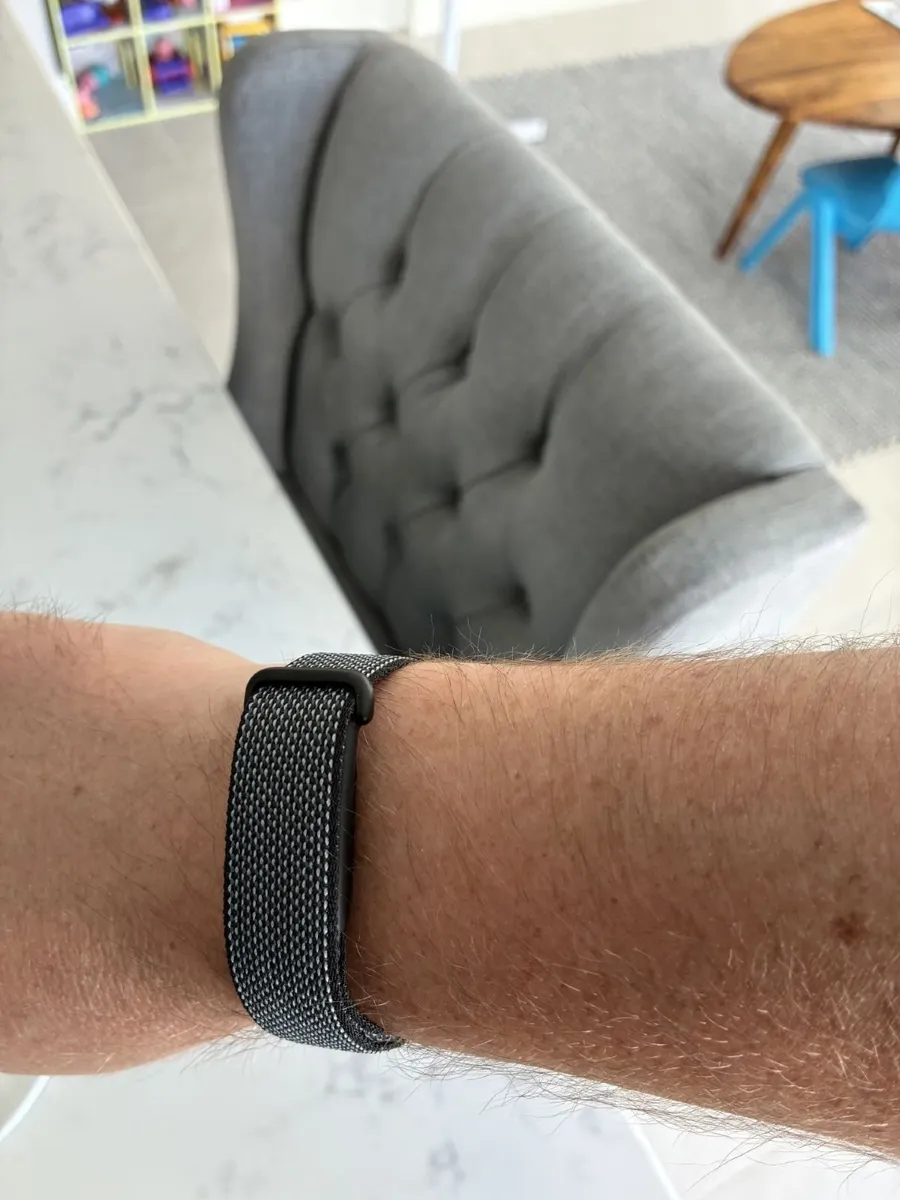 FitBit Air (Mens) - Image 4