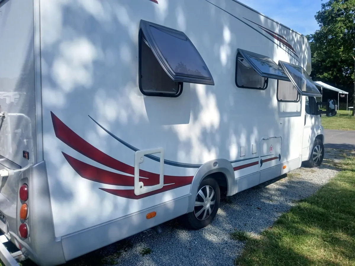 Camper - Image 3