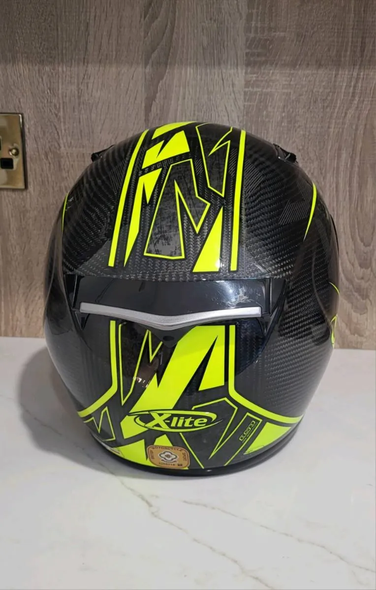 X-lite carbon fibre helmet - Image 2