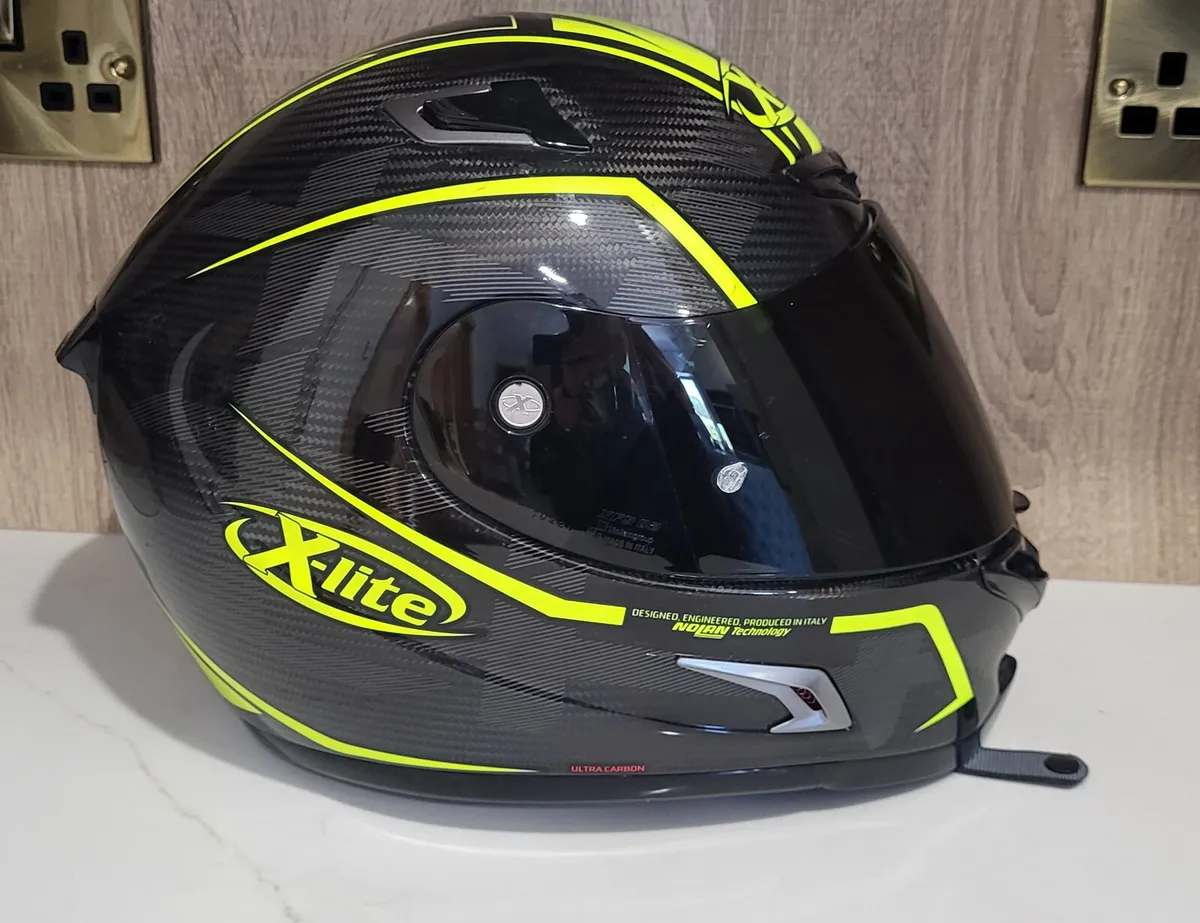 X-lite carbon fibre helmet - Image 1