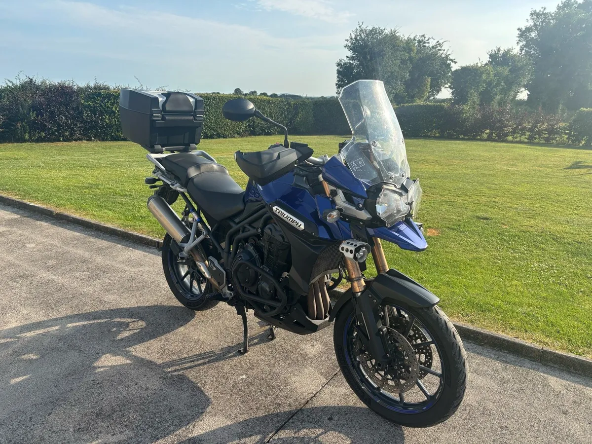 Triumph Explorer 1200 - Image 2