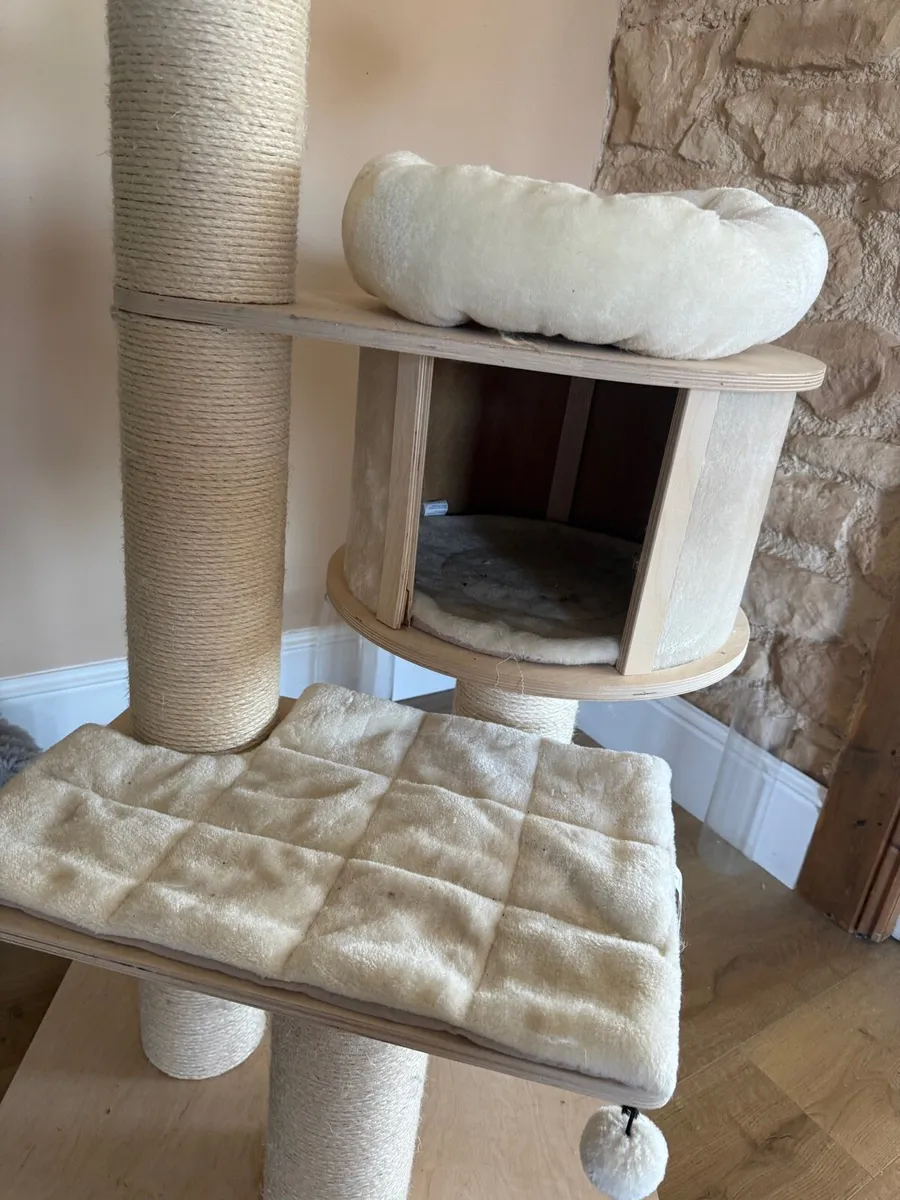 Large Cat tree - Image 3