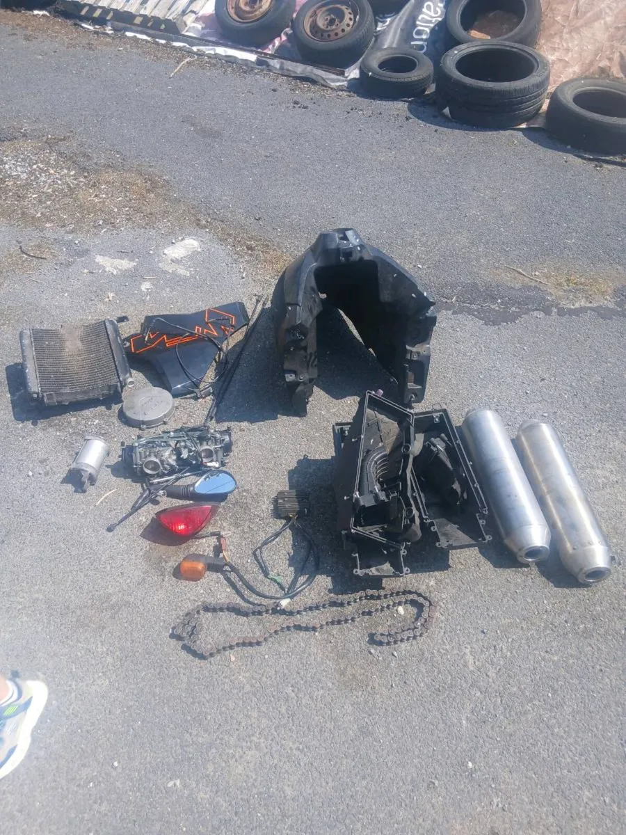 KTM 950 SM parts - Image 1