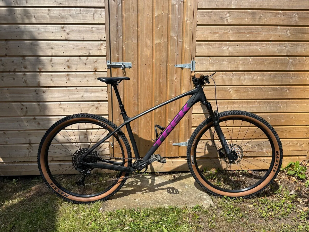 2026 Trek Marlin 7 - Image 1